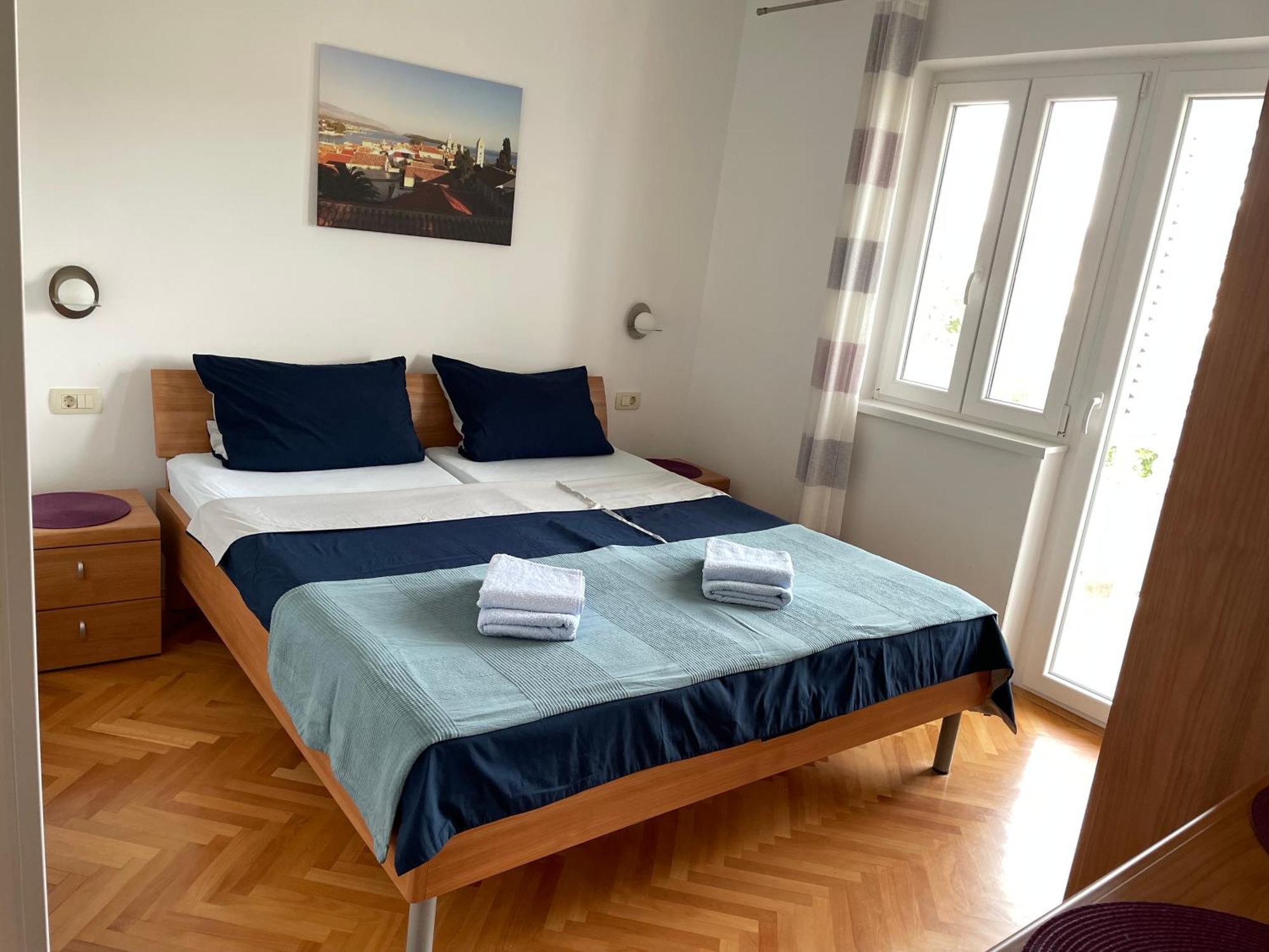 Superior Rooms Sea Side View Rab Town Exterior foto