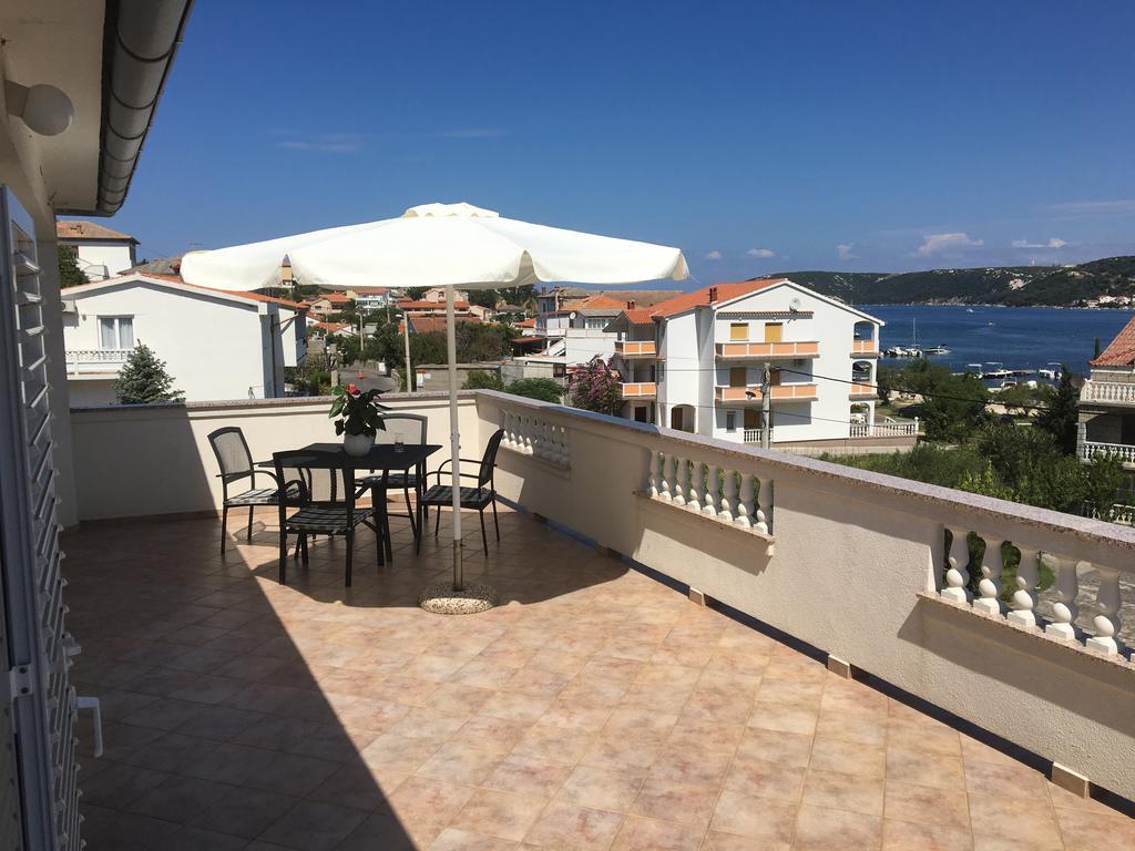 Superior Rooms Sea Side View Rab Town Exterior foto